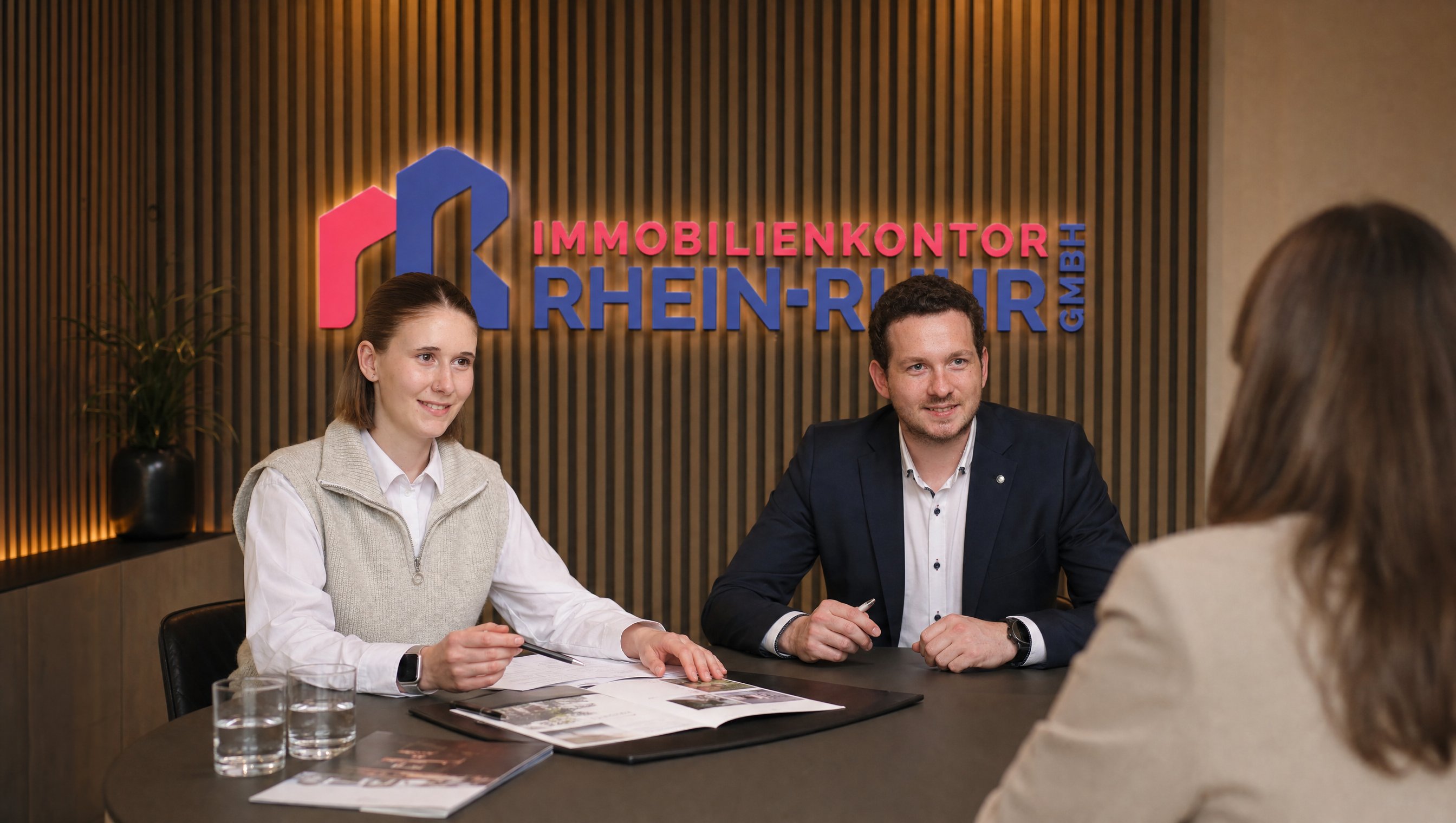 Beratungsgespräch mit dem Team von Immobilienkontor Rhein-Ruhr